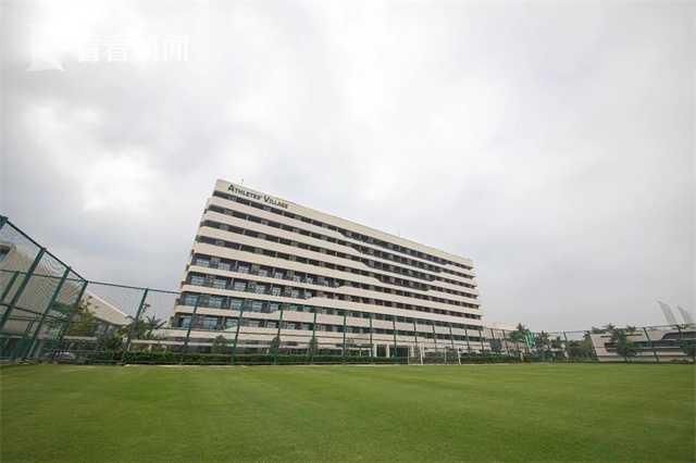 公厕内小伙子打飞j视频网站